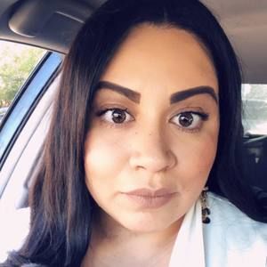 Meet your Posher, Isabel